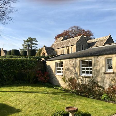 The Old Post Office Studio Apartment In A Beautiful Cotswold Village Cirencester Dış mekan fotoğraf